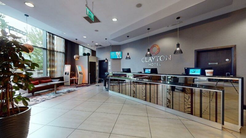 Clayton Hotel-Lobby