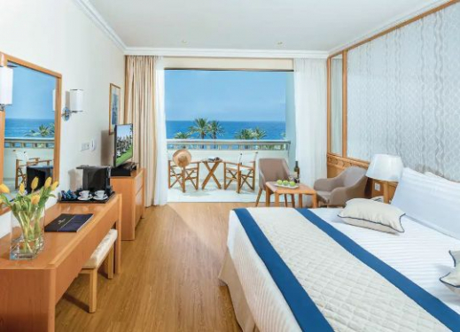 Hotel-Constantinou-Bros-Athena-Beach-Zimmer-Wohnbeispiel