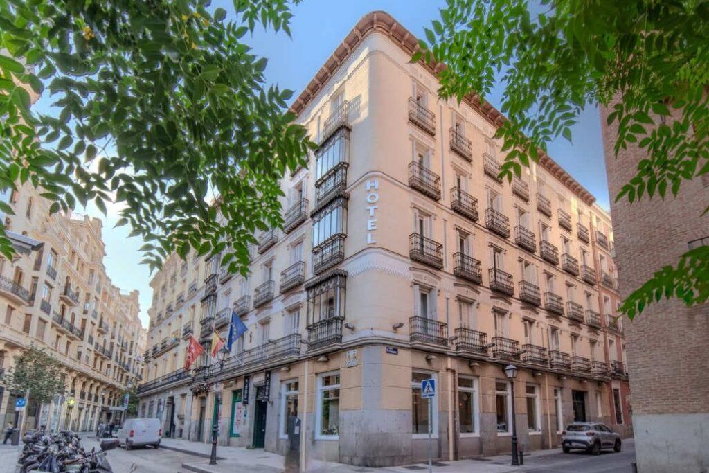 Hotel-Aussenansicht ITC Infantas Soho Boutique