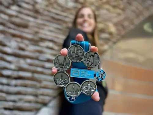 marathon-majors-laueferin-mit-medaille-2025